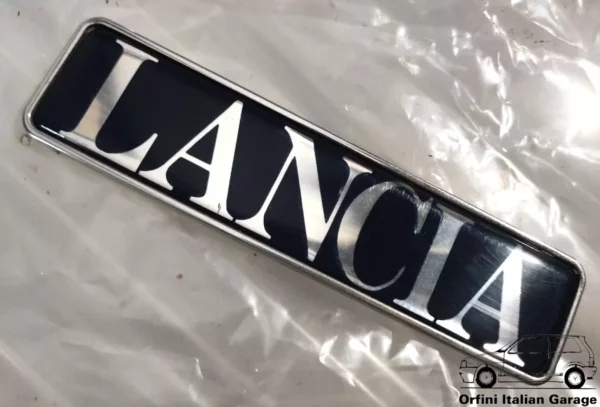 82434195 82411247 Rear Badge Scritta Lancia Thema View Rear