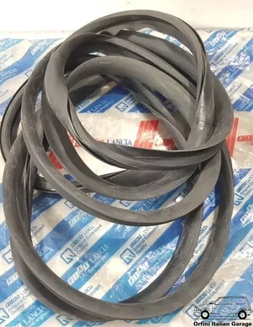 82435114 Windshield Rubber Guarnizione Parabrezza Fiat Croma View Front