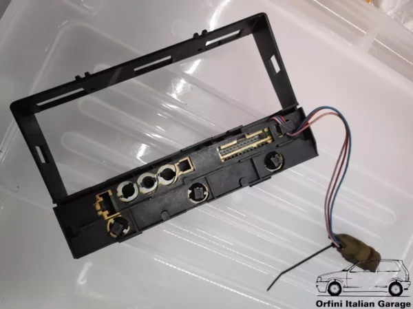 82445521 82463786 176915080 Control Panel Switch Lancia Thema S3 View Front