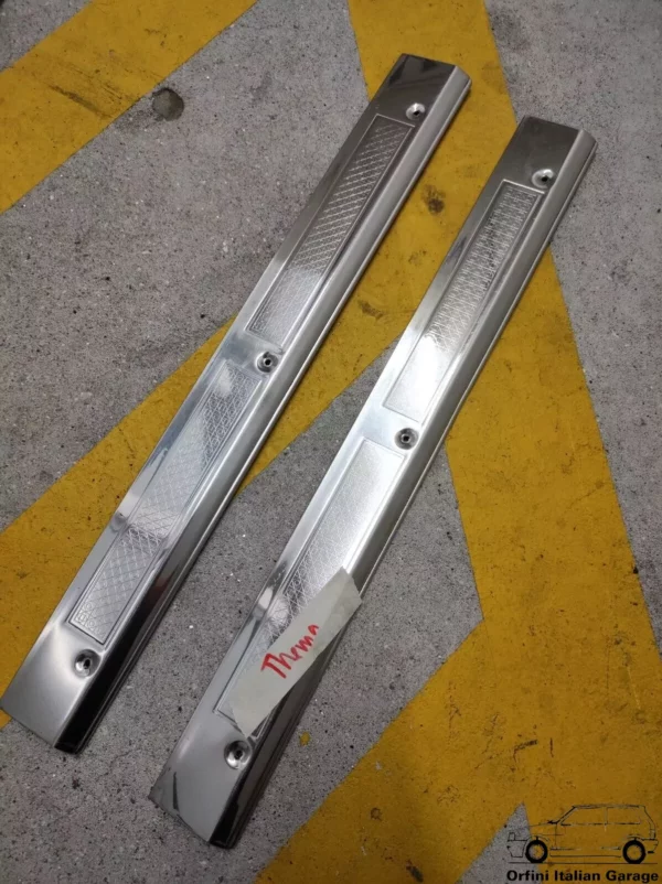 82452872 Chromed Rear Door Sill Mat Trim Moulding Lancia Thema View Front