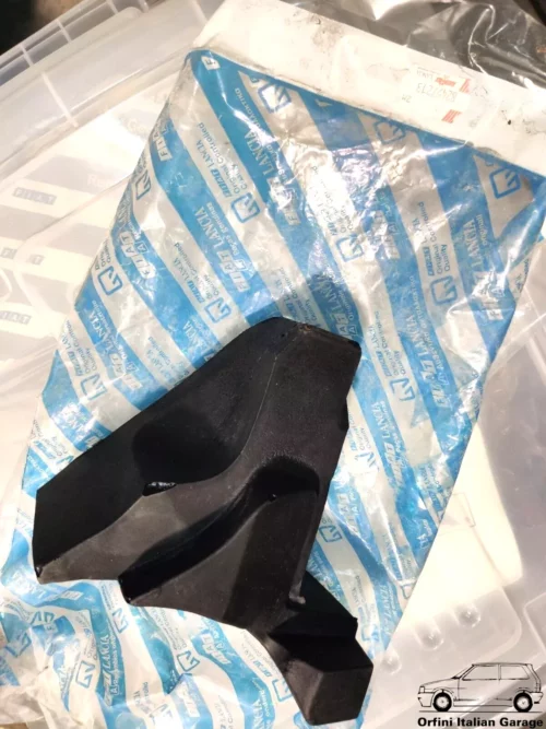 82457213 Engine Compartment Bonnet Hood Padding Pad Lining Lancia Dedra View Front