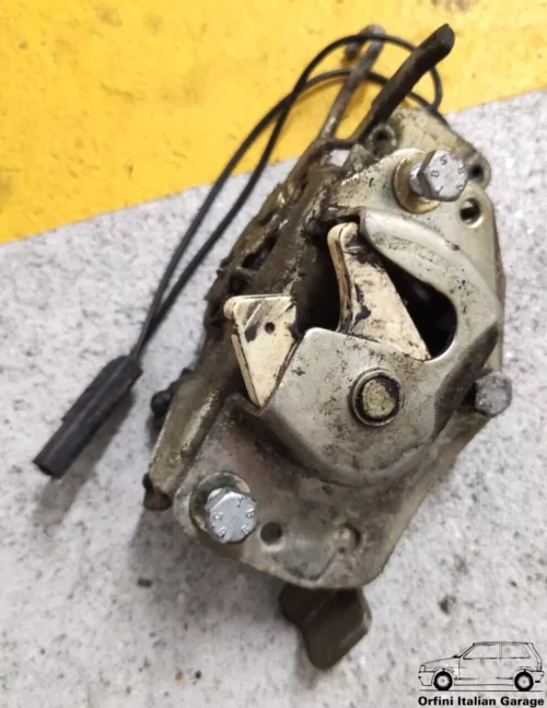 95515173 95513958 Lancia Delta 831 Rear Left Door Lock View Front