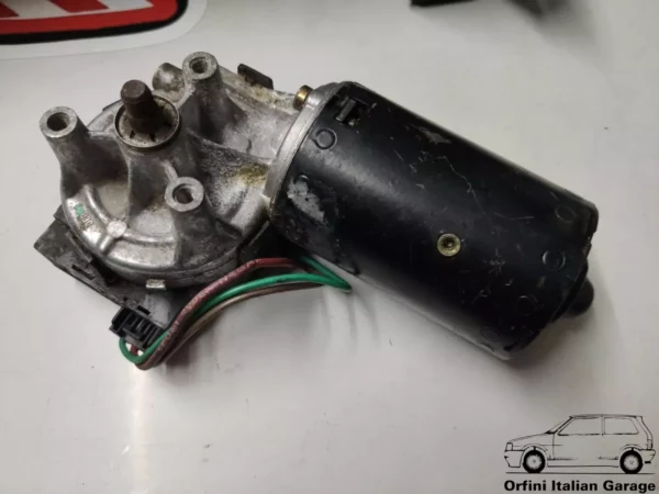9941870 9941871 - Lancia Thema Windscreen Wiper Motor View Rear