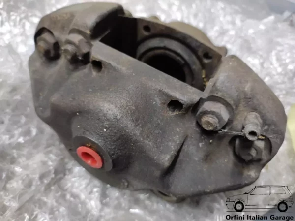 9945325 60563147 Rear Left Brake Caliper Alfa Romeo 105 115 Giulia Spider View Rear