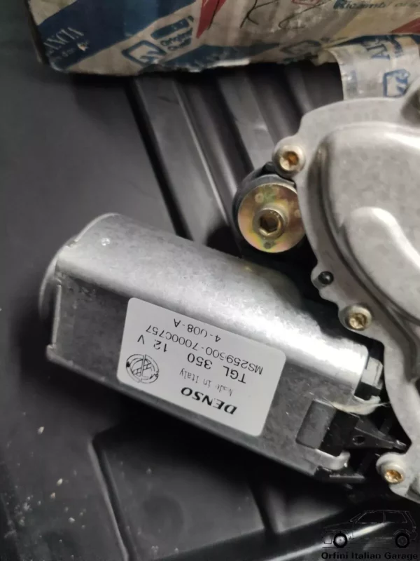 9948303 9945841 Fiat Punto 176 Windscreen Wiper Motor View Front