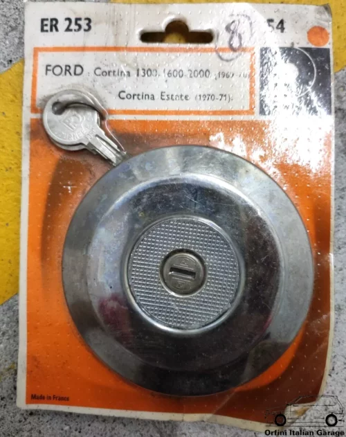ER253 - Fuel Tank Cap with Keys Ford Cortina MK2 View Front