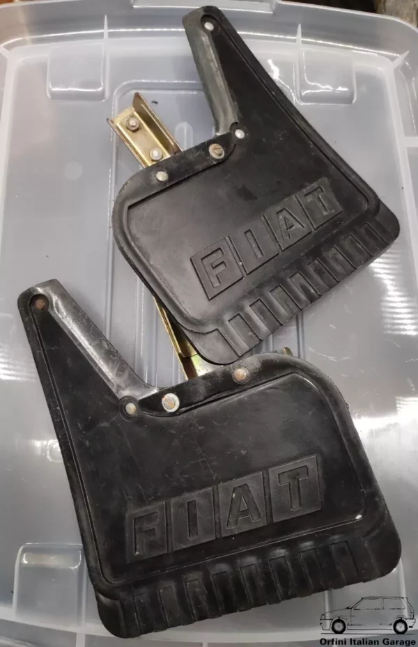 Fiat 125 126 127 128 131 132 Argenta Panda Uno Lineaccessori Mudflaps View Rear