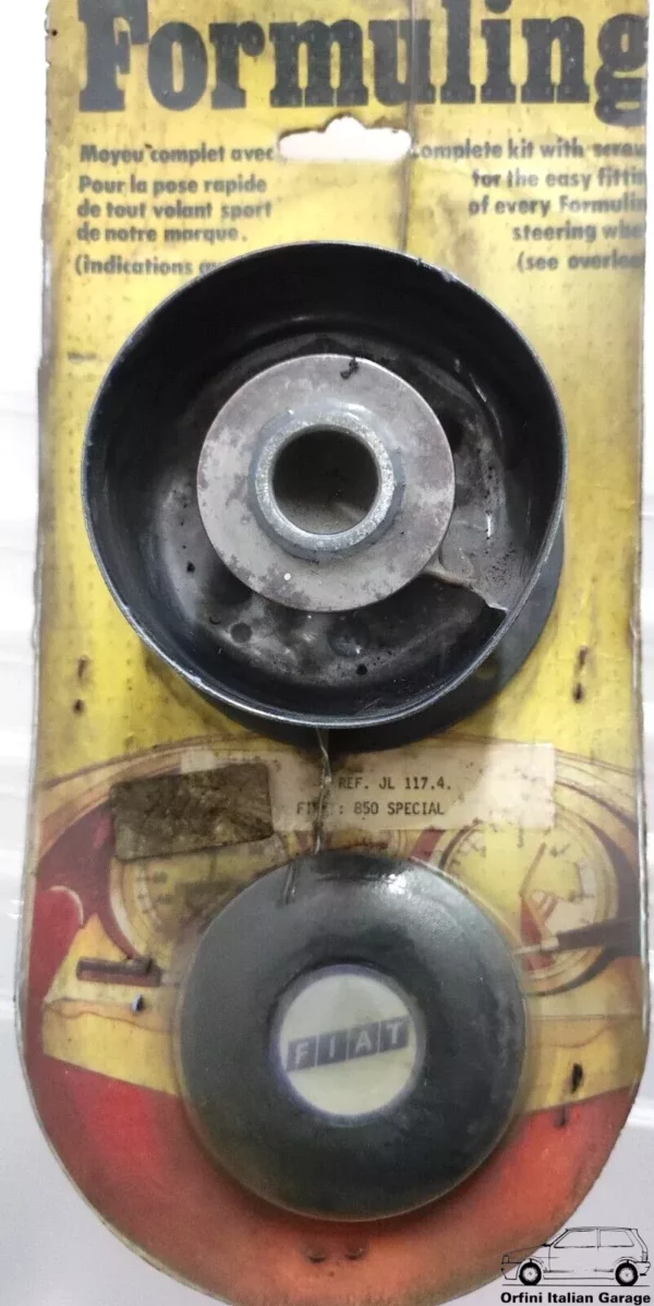 Fiat 850 Special - Formuling Steering Wheel Hub Adapter Boss Horn View Rear