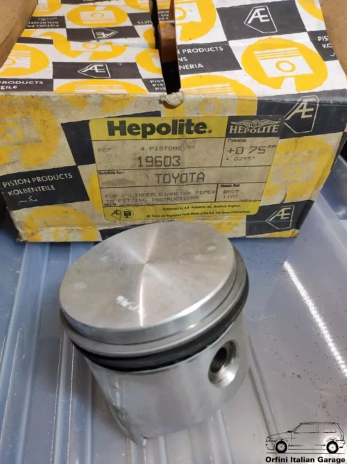 4X Piston Set Engine Hepolite 19603 Toyota Corolla AE 1200 +0.75mm View Right