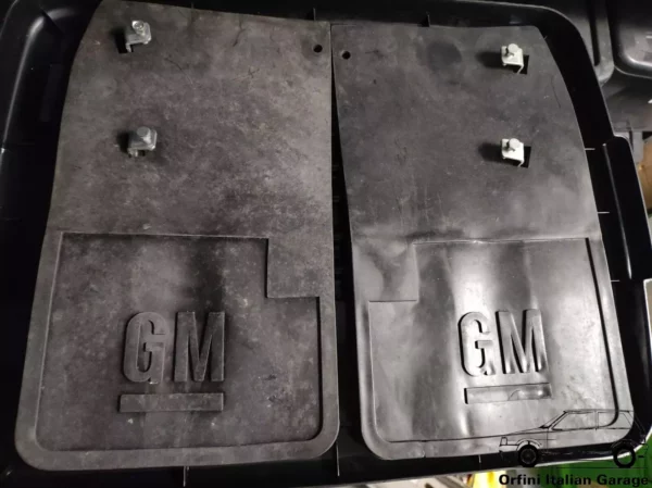 Opel Bedford Vauxhall Isuzu Vintage NOS Mudflaps Paraspruzzi View Rear