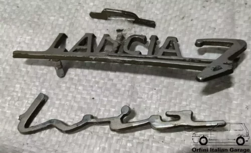Rear Back Door Badge Scritta - Lancia Fulvia View Front