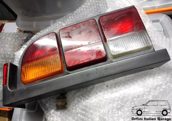 Rear Left Light Lamp Fanale Posteriore Sinistro Alfa Romeo Spider 115 1983-1990 View Right
