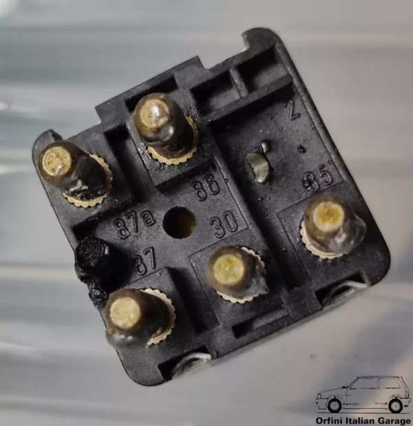 Relay Mercedes Hella 4RD00412200 0015420219 View Front