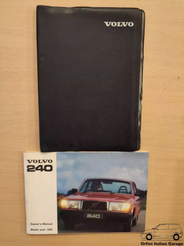 Volvo 240 Series Owners Manual Driver's Handbook Libretto Entretien View Front