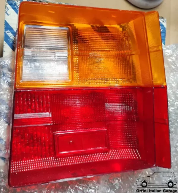 5952382 Rear Left Light Lens Fiat Uno MK1