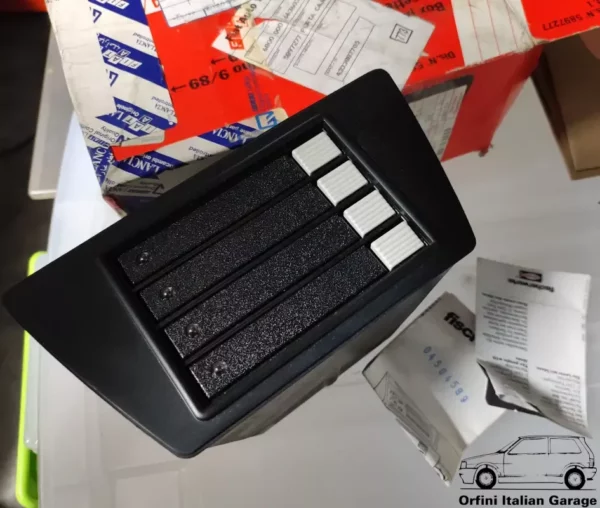 5897277 Cassette Tape Holder Console Fiat Uno MK2