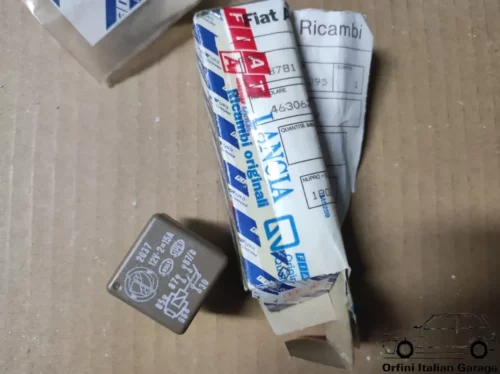46306221  Light Relay Fiat Coupe 2037 SIPEA 12v - 2x15A