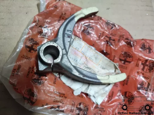 60608800  Gearbox 1st 2nd Gears Fork Alfa Romeo 145 146