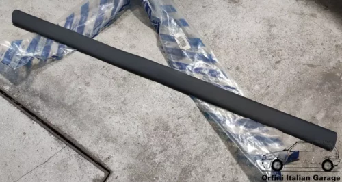 183167680  Front Left Door Outer Trim Fiat Punto 176 5 Doors