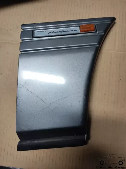 60770052  Front Right Fender Trim Alfa Romeo 164