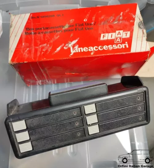 5898288  Cassete Holder Fiat Uno MK2 Lineaccessori