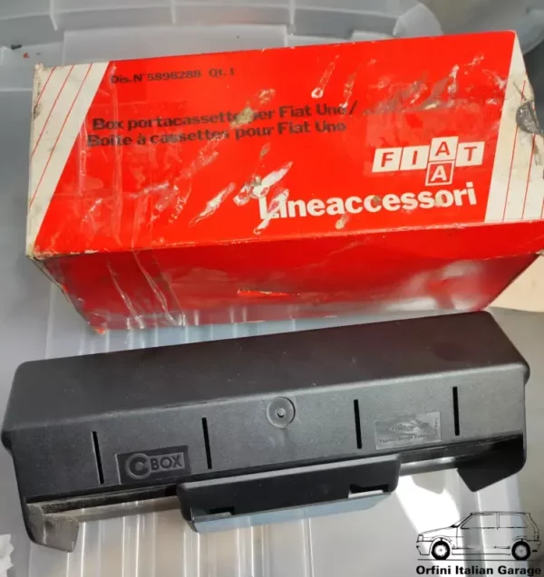 5898288  Cassete Holder Fiat Uno MK2 Lineaccessori