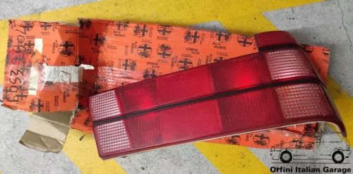 60532804  Rear Right Light Alfa Romeo 75