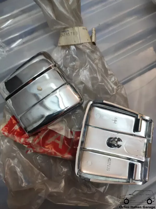 4295788  Tailgate Back Door Hinge Cover Fiat 127