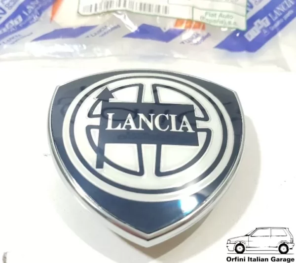 46809174  Radiator Grill Badge Scritta Lancia Musa Phedra Y Ypsilon