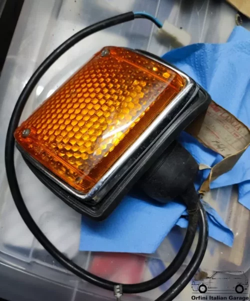 4218498  Right Indicator Orange Fiat 128