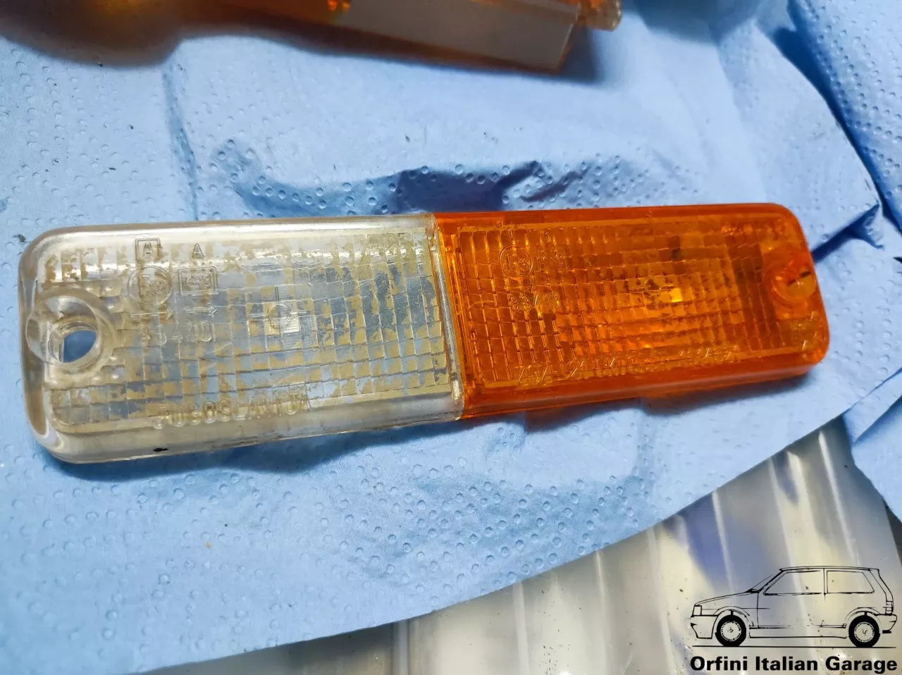 4371952  Left Front Indicator Light Lens Fiat 127