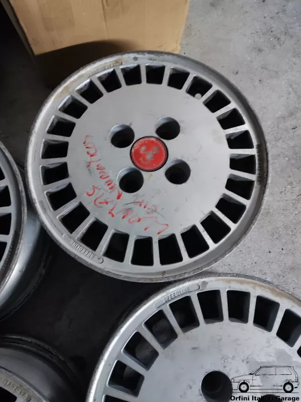 11640-7653249-7656066-5.webp 7653249 7656066 Set Wheels 13 Fiat Uno Turbo IE MK1