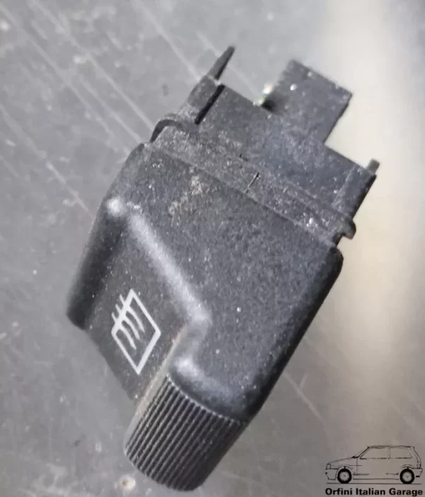 11735-183059880.webp 183059880 Rear Window Defog Switch Fiat Cinquecento