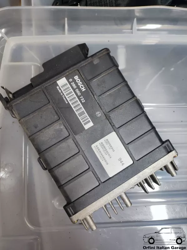 7647555 BOSCH 0280000732 Engine ECU Bosch Fiat Panda Uno Lancia Y10