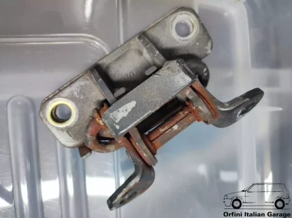 7705335 7650038 Front Left Door Hinge Fiat Uno