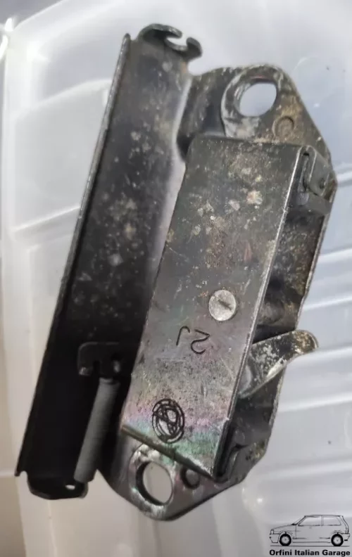 7638125  Tailgate Back Door Lock Fiat Uno