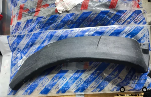 7640493  Right Moulding Parafanghini Fiat Cinquecento