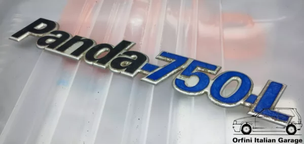 12102-7593843.webp 7593843 Rear Badge Scritta Fiat Panda 750L