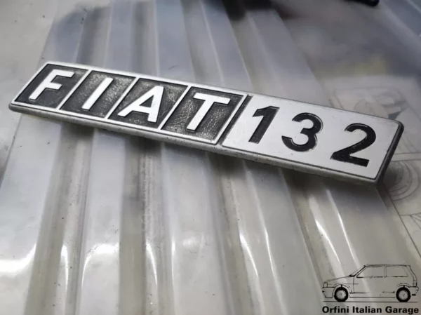 4394564  Rear Badge Scritta Fiat 132