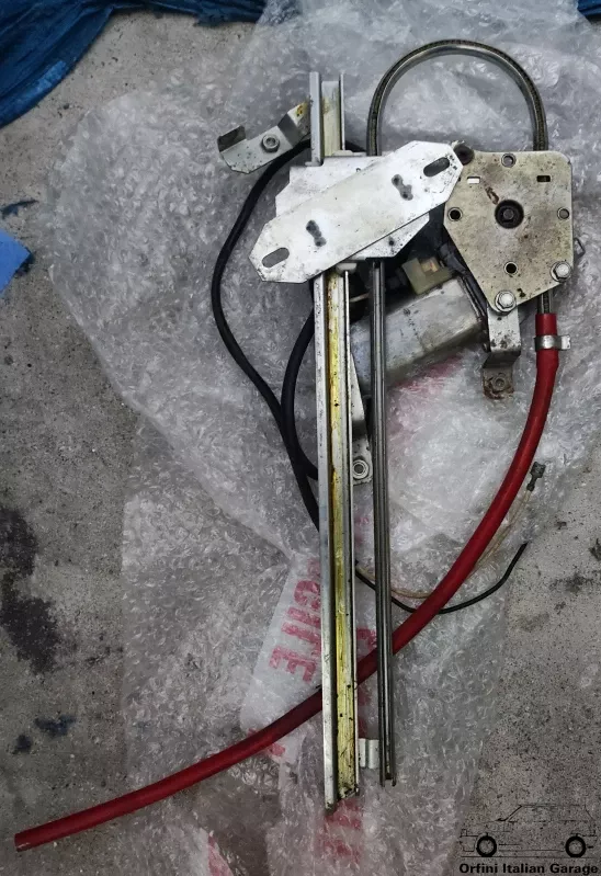 12782-7557790-BOSCH-0130821069-2.webp 7557790 Front Left Electric Window Regulator Motor Fiat Bertone X1/9